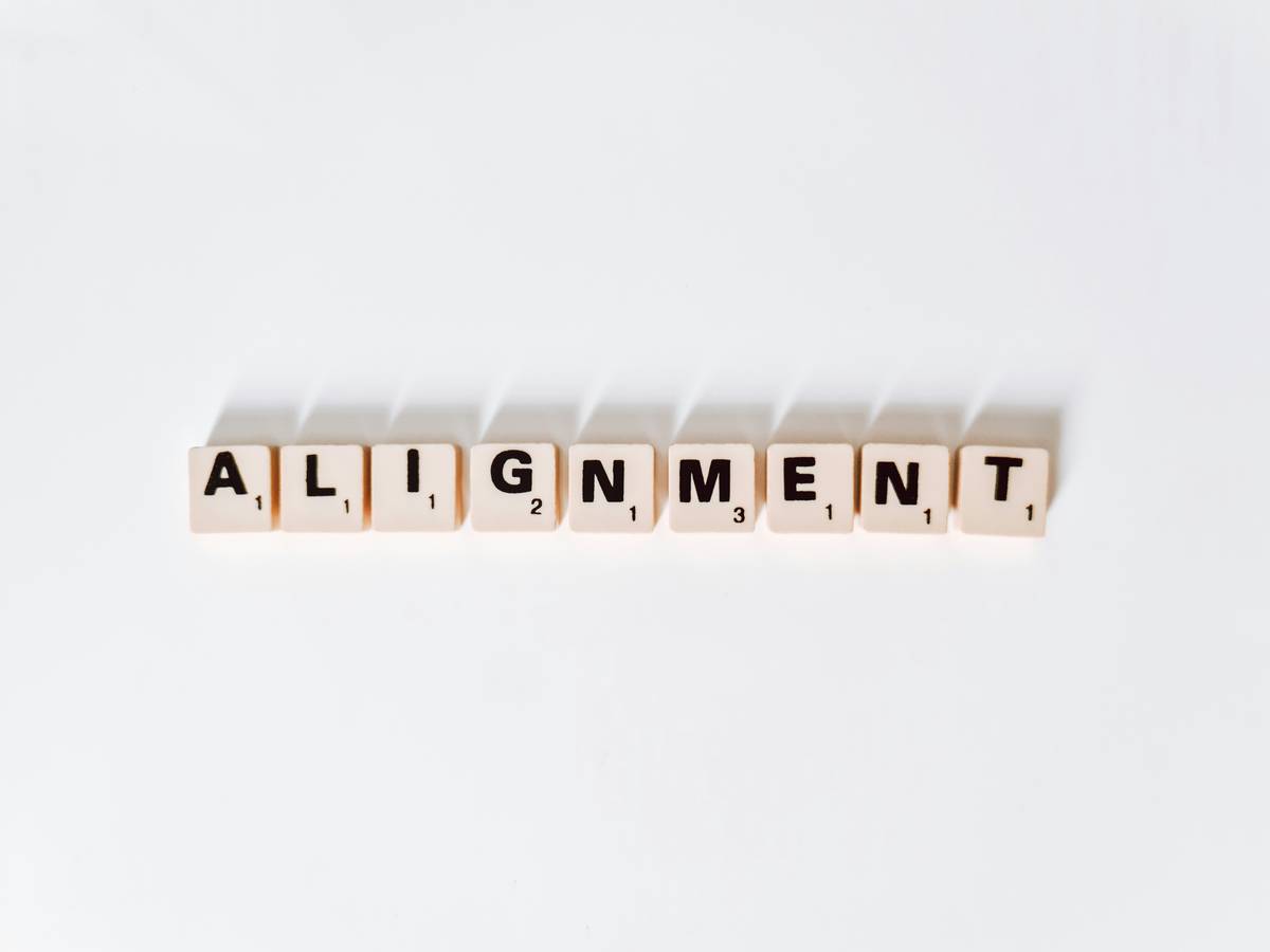 dining essential placemat how do i select based on table material and lifestyle needs
